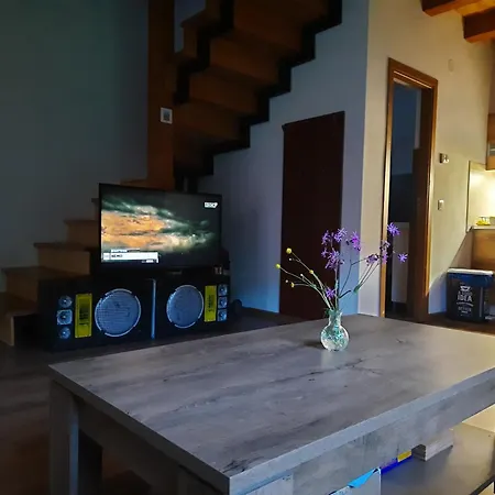 Lantställe Mountain Cozy Sub Cetate